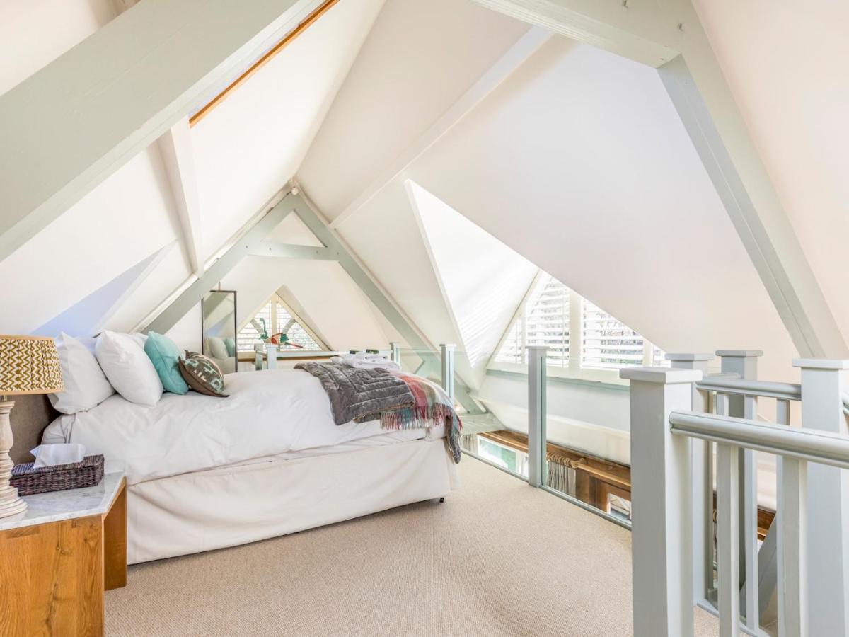 Pass The Keys Peaceful And Beautiful 1 Bedroom Barn Conversion 치체스터 외부 사진