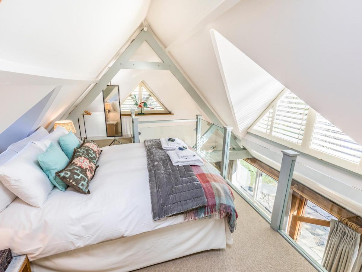 Pass The Keys Peaceful And Beautiful 1 Bedroom Barn Conversion 치체스터 외부 사진