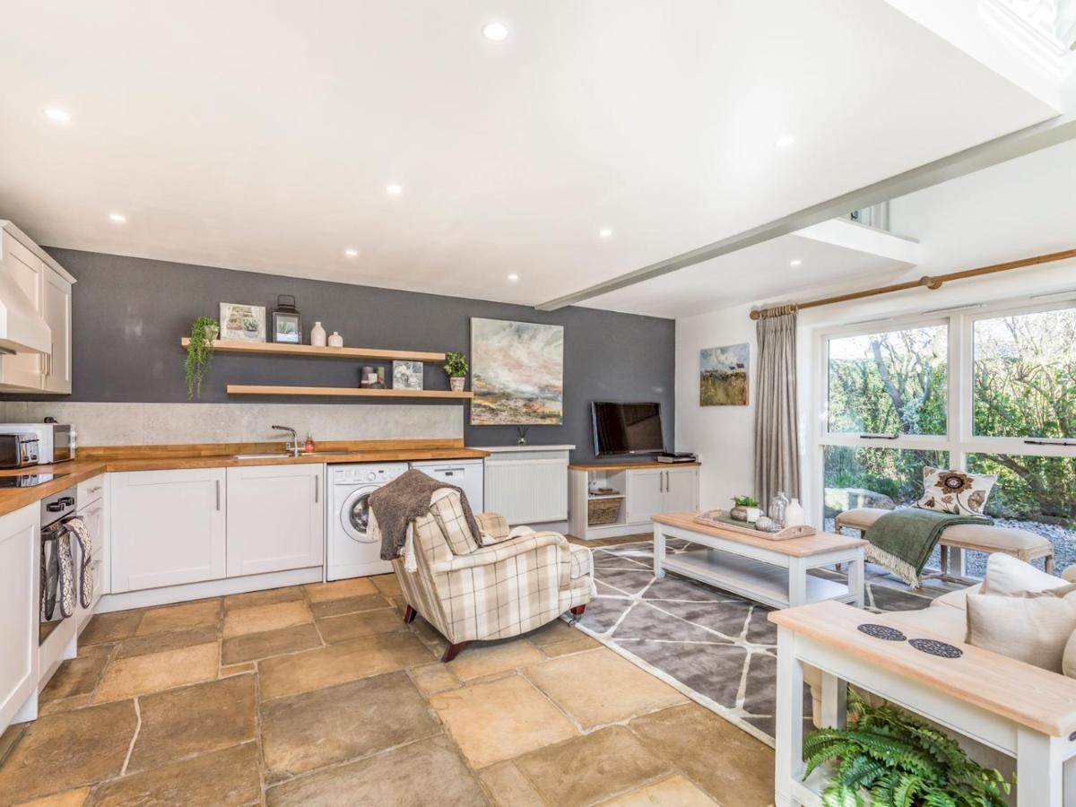 Pass The Keys Peaceful And Beautiful 1 Bedroom Barn Conversion 치체스터 외부 사진
