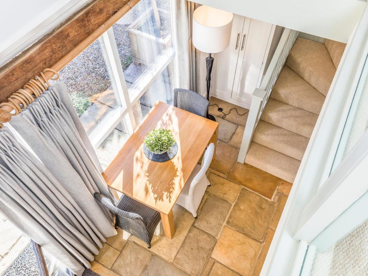 Pass The Keys Peaceful And Beautiful 1 Bedroom Barn Conversion 치체스터 외부 사진